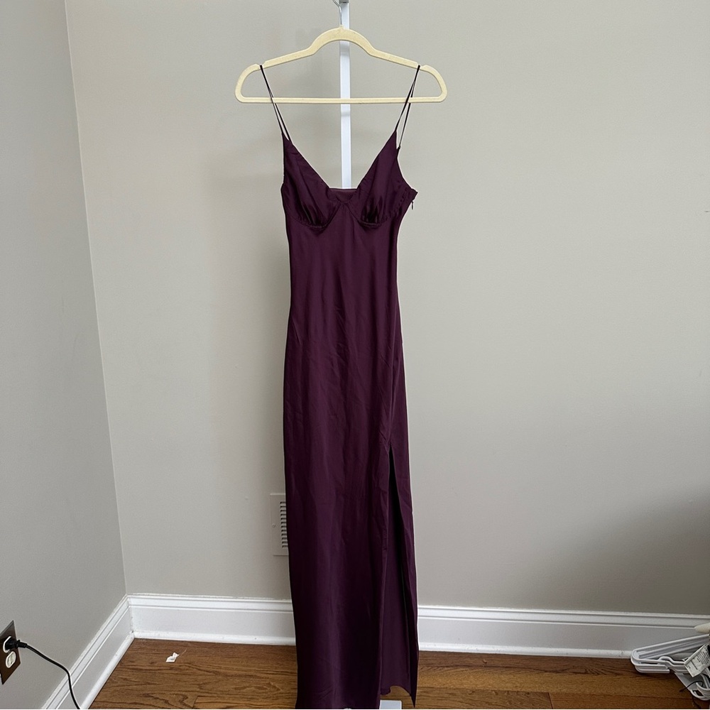 Hutch

Emaline Satin Maxi Dress NWT SIZE XS - Picture 9 of 9
